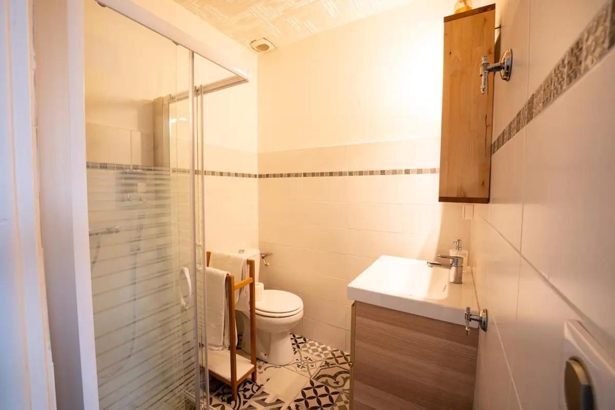 Appartement N2 Centre Village, Clim, Parking Gratuit Aigues-Mortes Buitenkant foto